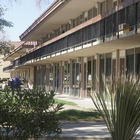 Green Tree Inn And Extended Stay Suites Victorville Exterior photo