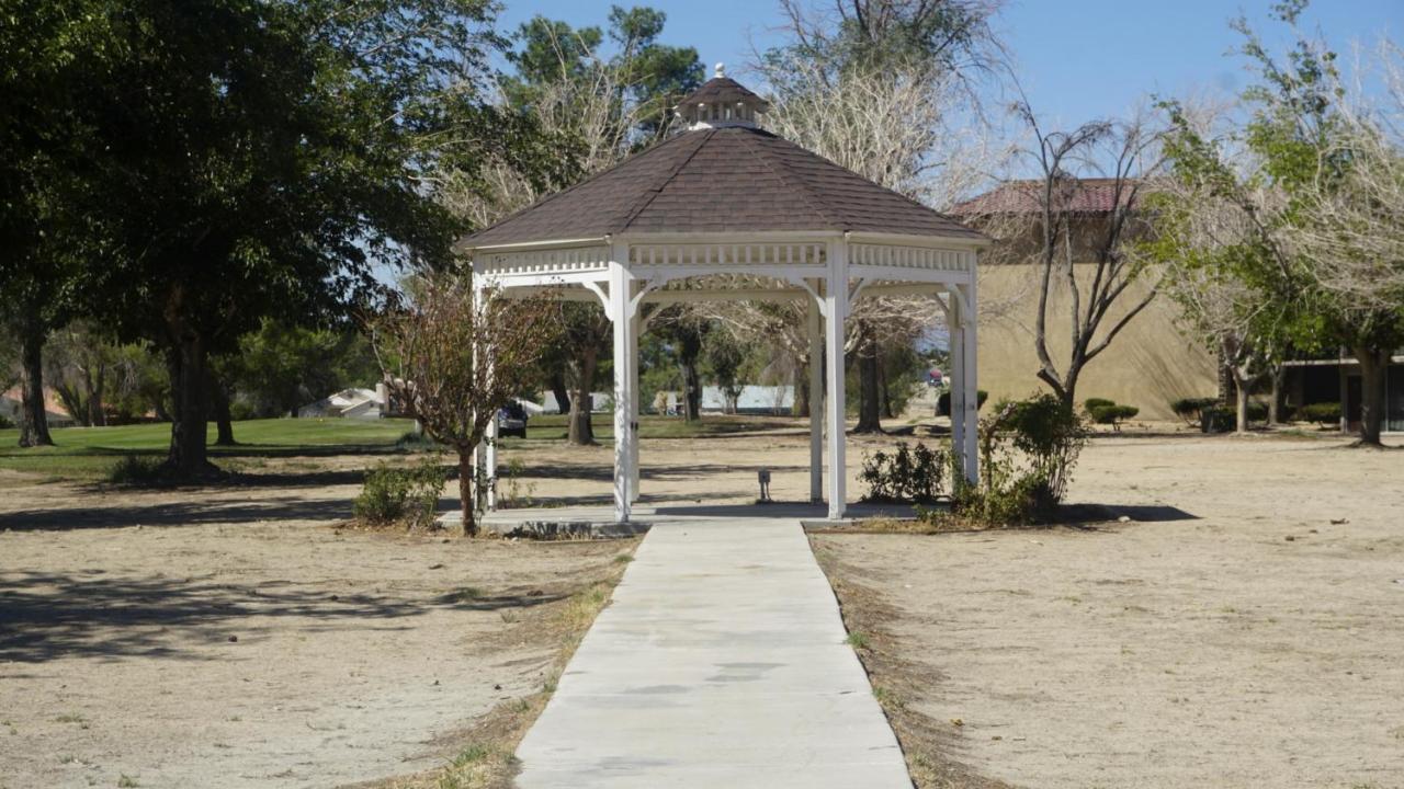Green Tree Inn And Extended Stay Suites Victorville Exterior photo